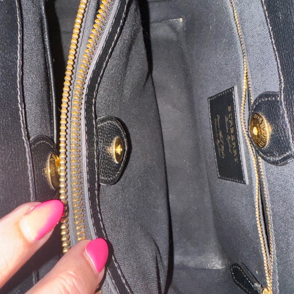 Pre-Owned Authentic Burberry Medium Banner House Check Derby Black Leath… - Picture 14 of 15